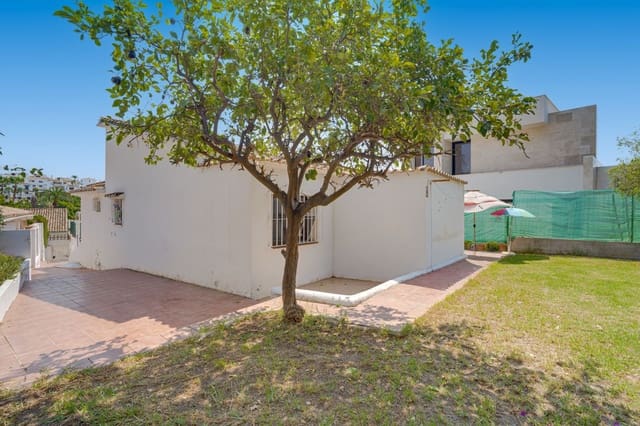 2 soveværelse Villa til salg i Nueva Andalucia, Marbella - € 1.375.000 (Ref: 9998282)