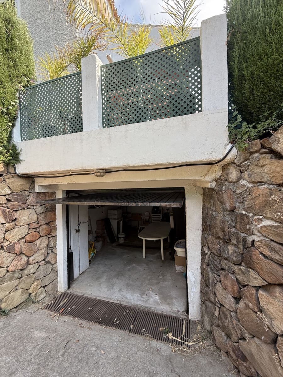 4 soveværelse Villa til salg i Calahonda - € 950.000 (Ref: 9998284)