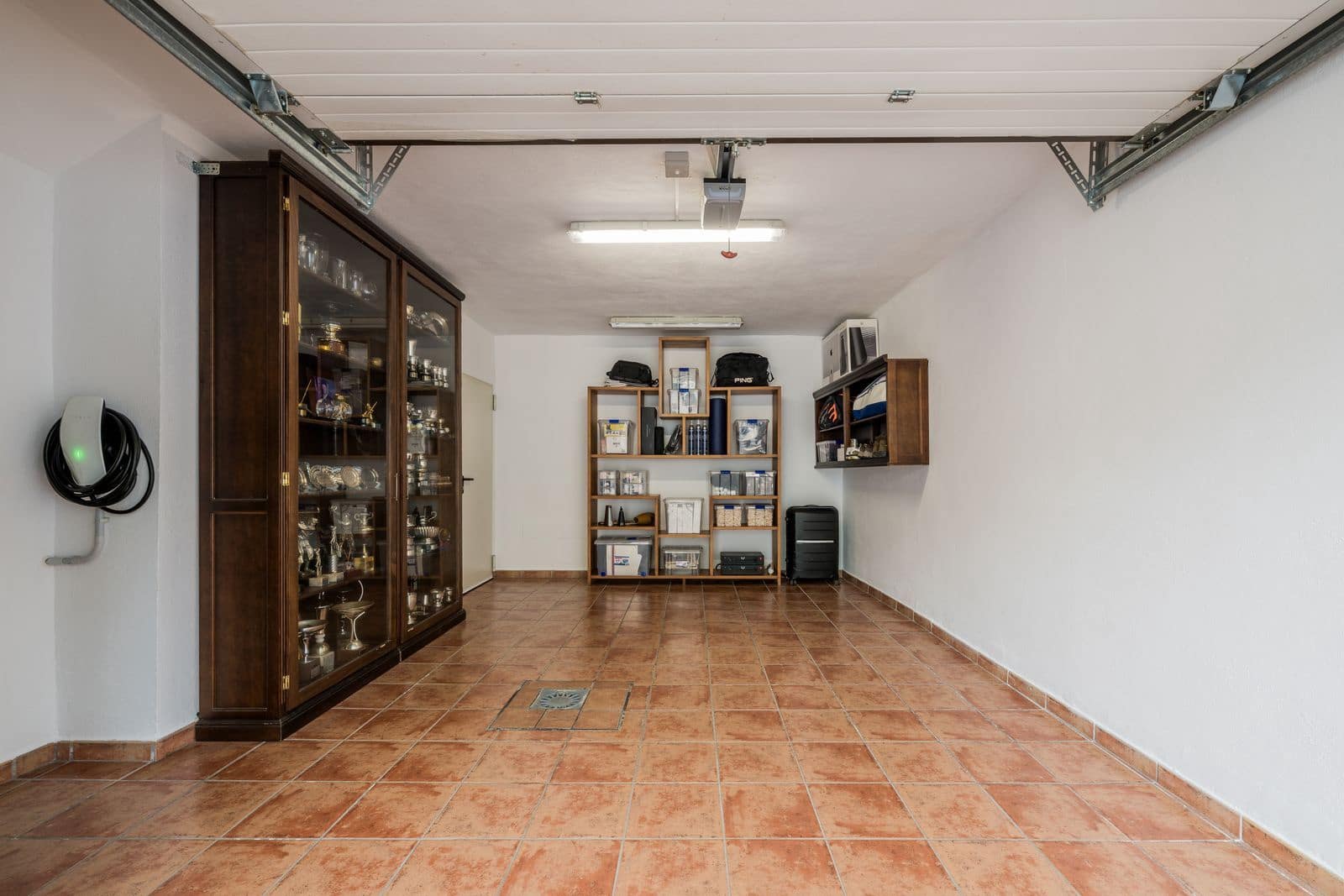 3 bedroom Semi-detached Villa for sale in Marbella - € 1,395,000 (Ref: 9998286)