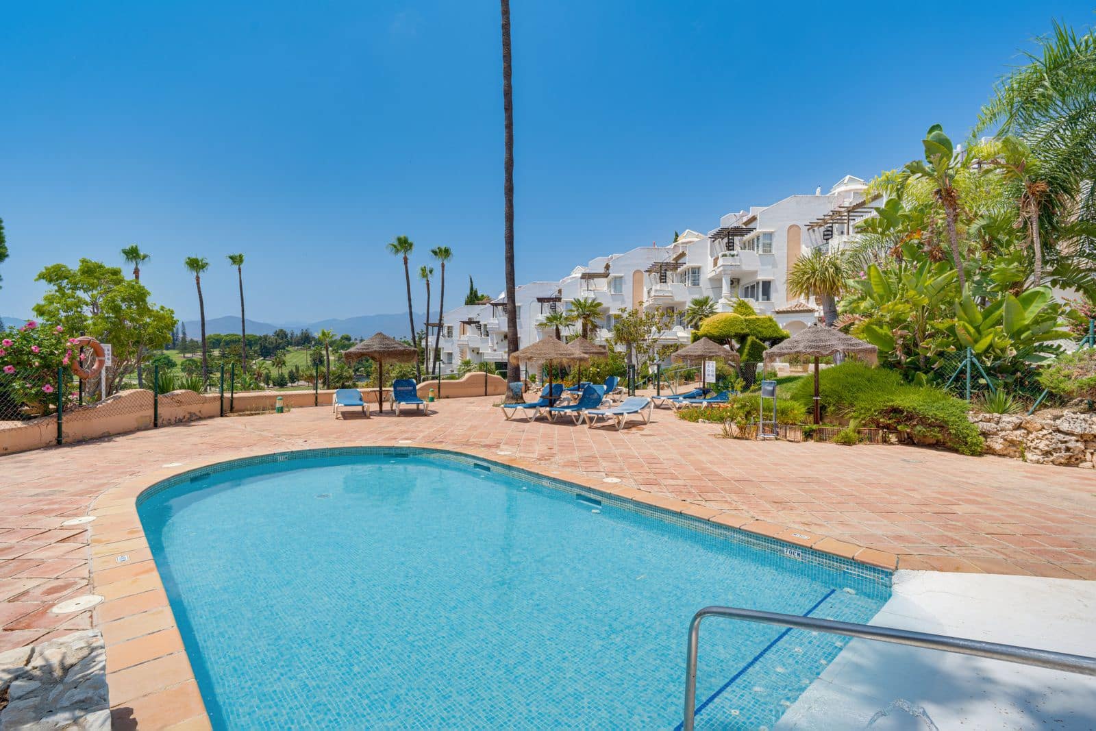 3 bedroom Apartment for sale in Mijas Golf - € 435,000 (Ref: 9998287)