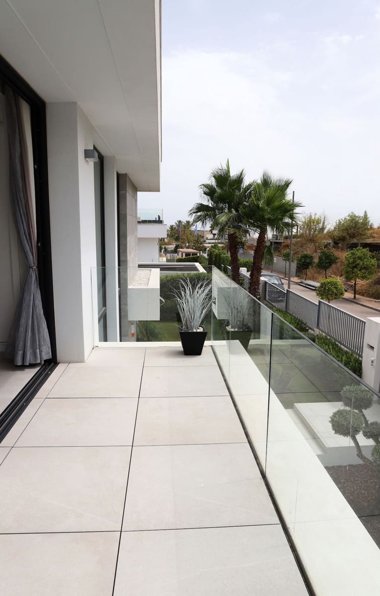 5 soverom Villa til salgs i New Golden Mile - € 2 695 000 (Ref: 9998292)