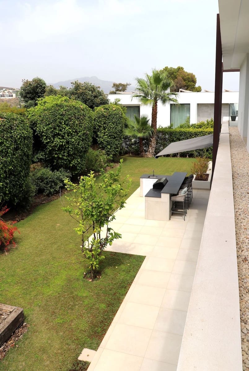 5 soverom Villa til salgs i New Golden Mile - € 2 695 000 (Ref: 9998292)
