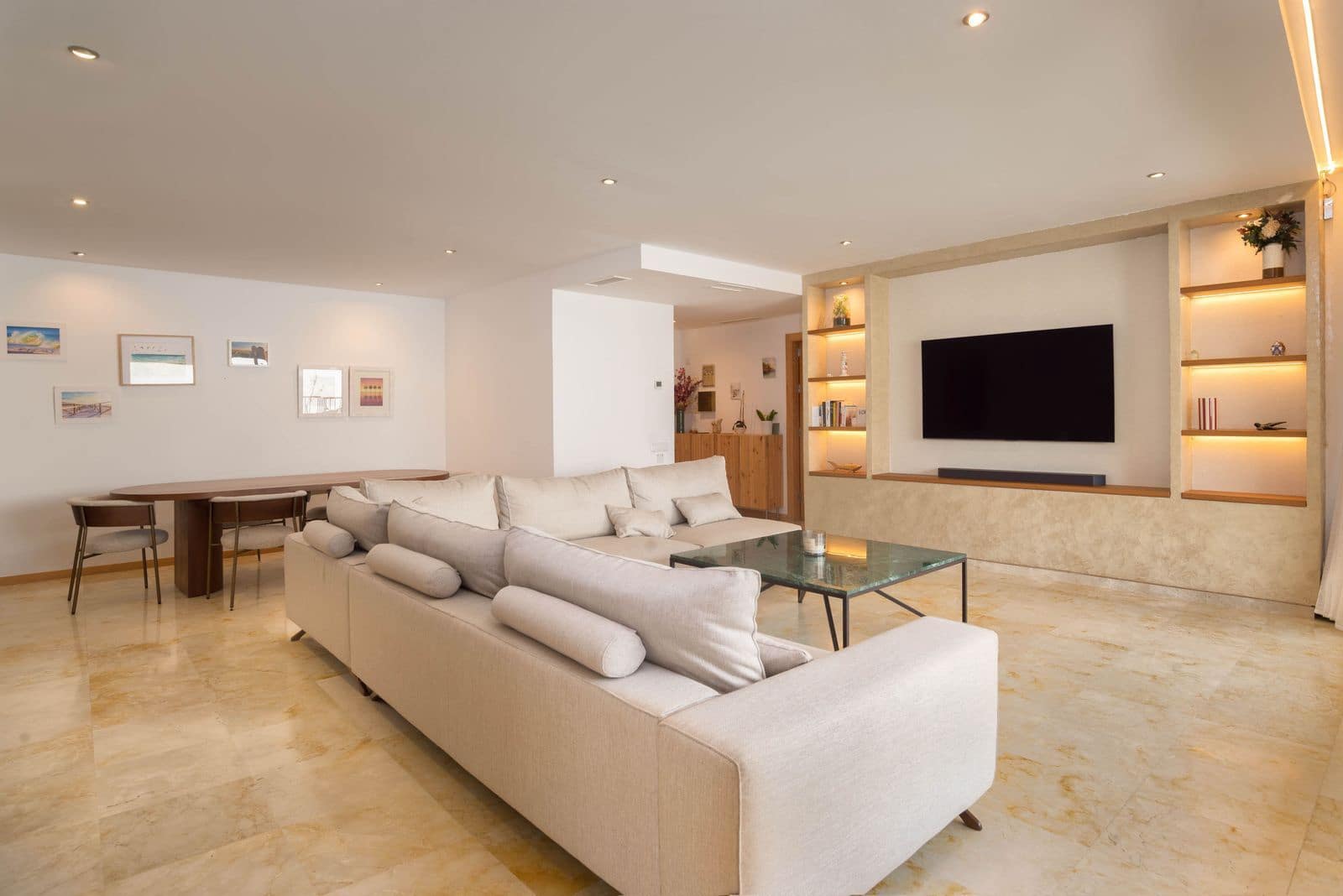 3 soverom Leilighet til salgs i Los Monteros - € 469 000 (Ref: 9998293)