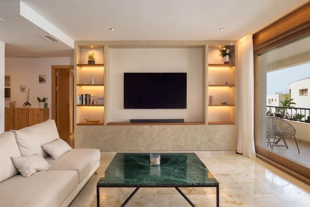 3 soverom Leilighet til salgs i Los Monteros, Marbella - € 469 000 (Ref: 9998293)