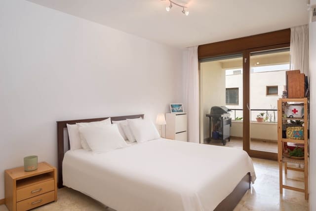 3 soverom Leilighet til salgs i Los Monteros, Marbella - € 469 000 (Ref: 9998293)