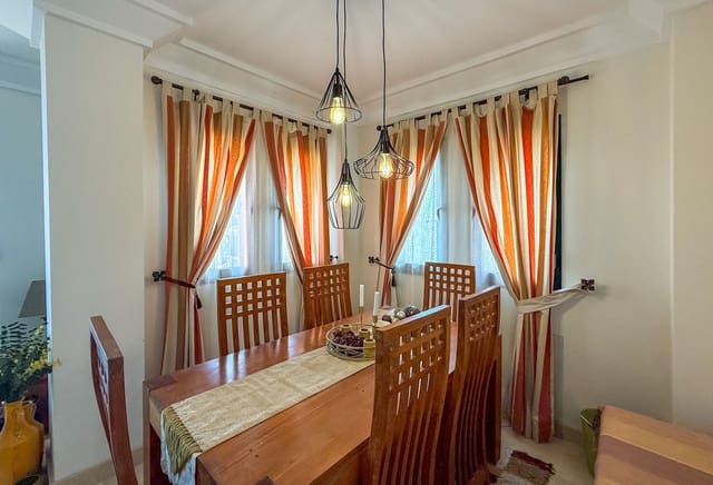3 soveværelse Lejlighed til salg i Calahonda, Mijas - € 399.950 (Ref: 9998294)