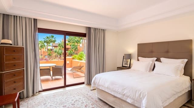 2 soveværelse Lejlighed til salg i Nueva Andalucia, Marbella - € 1.000.000 (Ref: 9998296)