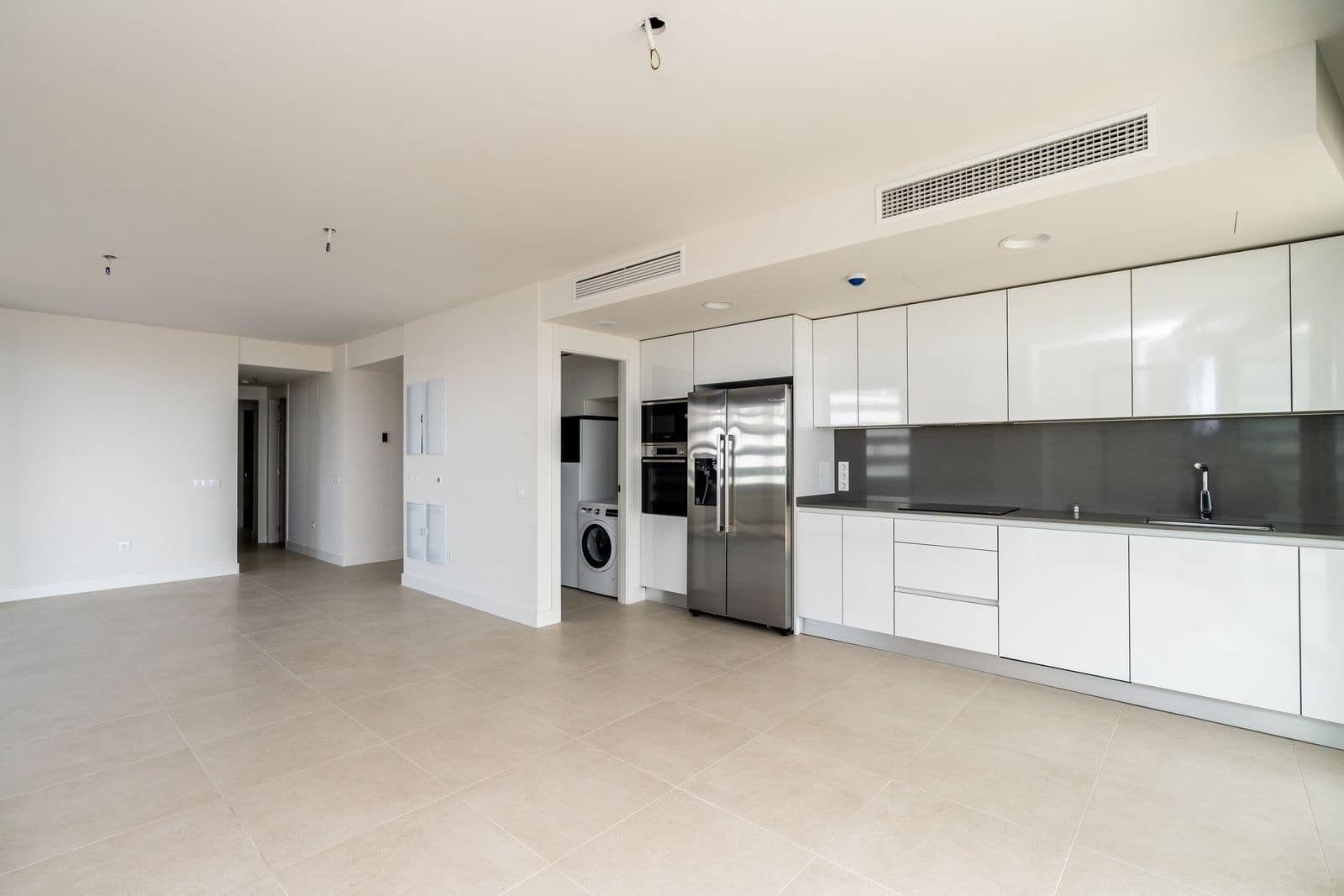 2 soverom Leilighet til salgs i Torremolinos - € 1 349 000 (Ref: 9998298)