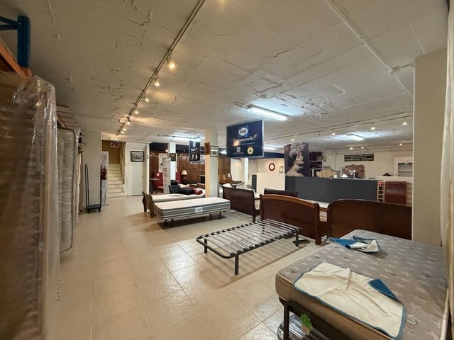 Erhverv til salg i San Pedro de Alcantara, Marbella - € 1.100.000 (Ref: 9998299)