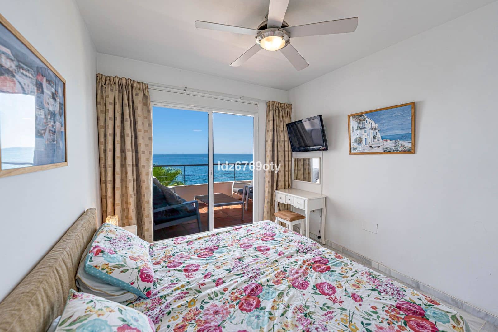 3 soveværelse Lejlighed til salg i Benalmadena Costa - € 685.000 (Ref: 9998301)