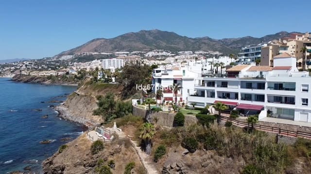 3 soverom Leilighet til salgs i Benalmadena Costa, Benalmádena - € 685 000 (Ref: 9998301)