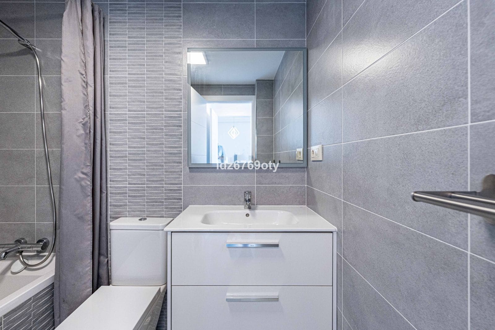 3 soveværelse Lejlighed til salg i Benalmadena Costa - € 685.000 (Ref: 9998301)