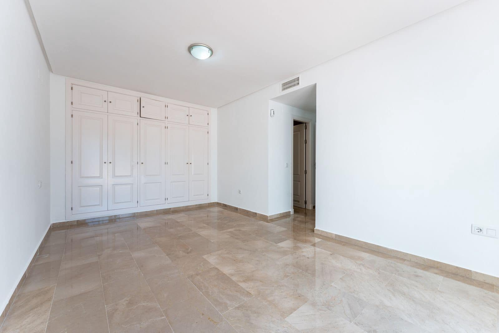 2 sovrum Lägenhet till salu i Torrequebrada - 399 000 € (Ref: 9998304)