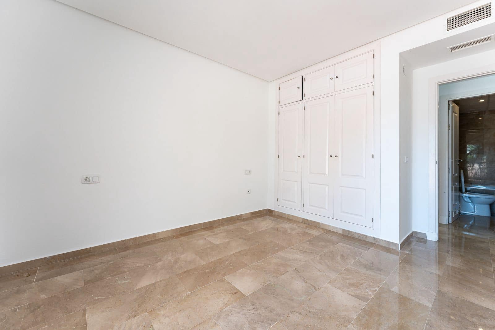 2 sovrum Lägenhet till salu i Torrequebrada - 399 000 € (Ref: 9998304)