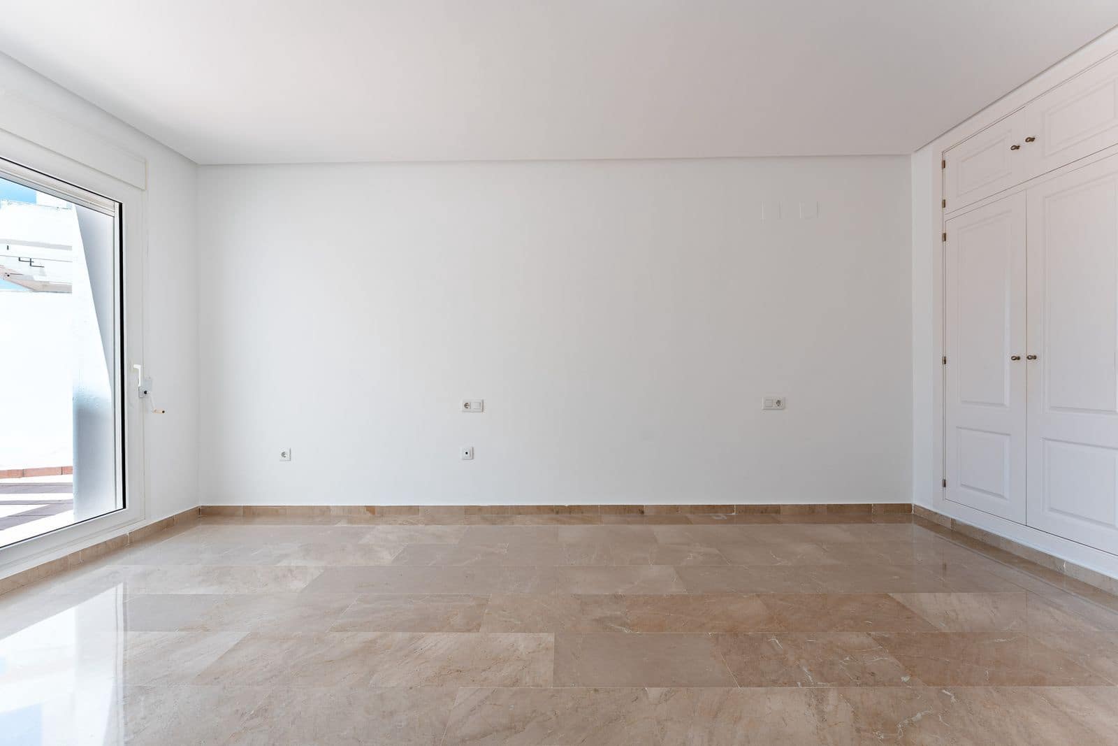2 sovrum Lägenhet till salu i Torrequebrada - 399 000 € (Ref: 9998304)