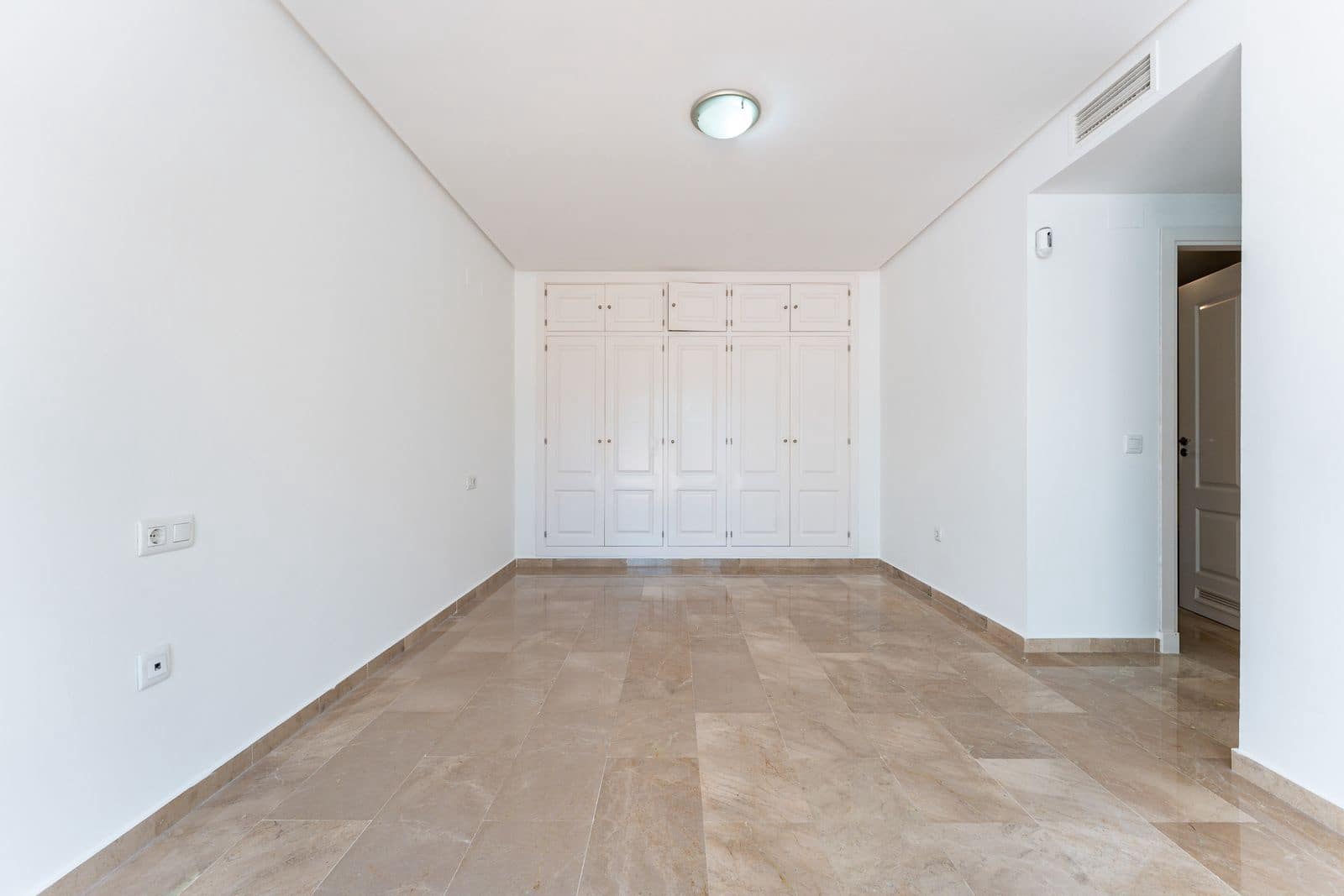 2 sovrum Lägenhet till salu i Torrequebrada - 399 000 € (Ref: 9998304)