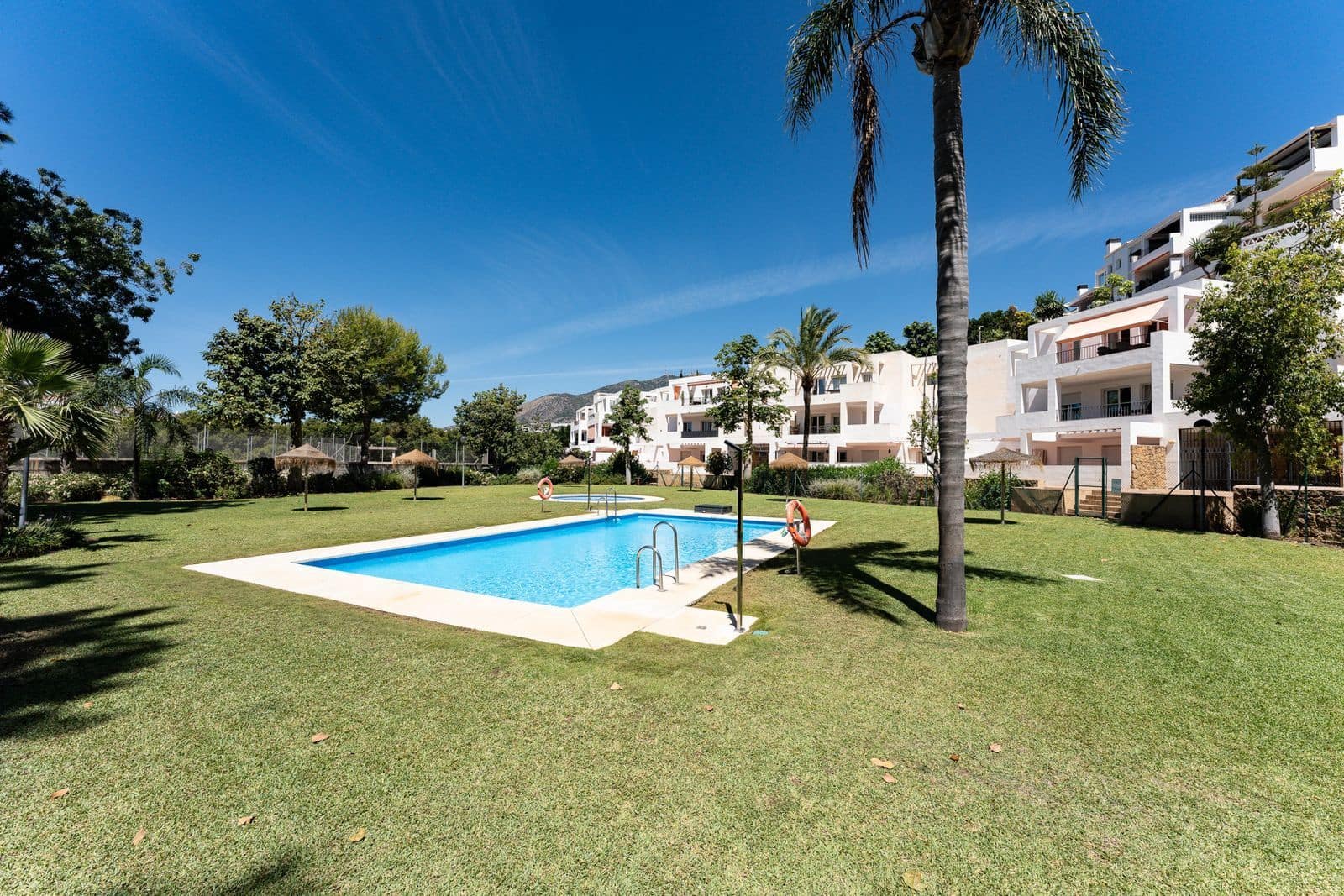 2 sovrum Lägenhet till salu i Torrequebrada - 399 000 € (Ref: 9998304)