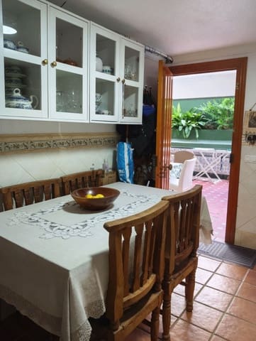 1 slaapkamer Appartement te koop in Torreguadiaro, San Roque - € 325.000 (Ref: 9998305)