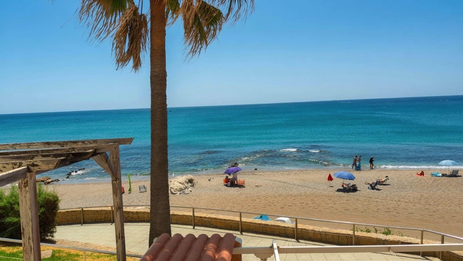 1 slaapkamer Appartement te koop in Torreguadiaro - € 325.000 (Ref: 9998305)