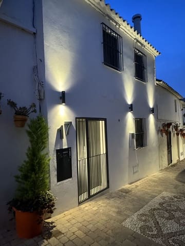 1 sypialnia Dom na sprzedaż w Estepona - 798 000 € (Ref: 9998308)
