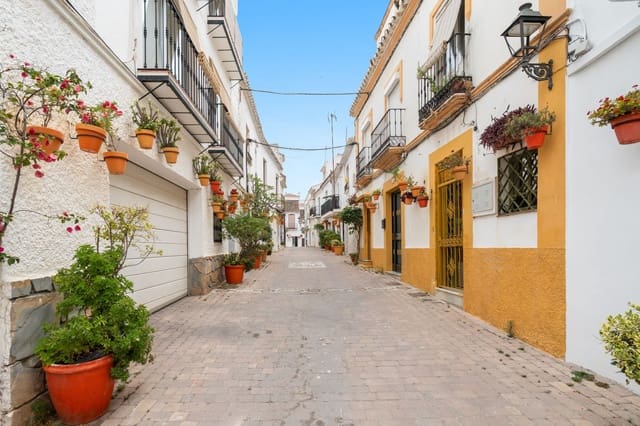 1 sypialnia Dom na sprzedaż w Estepona - 798 000 € (Ref: 9998308)