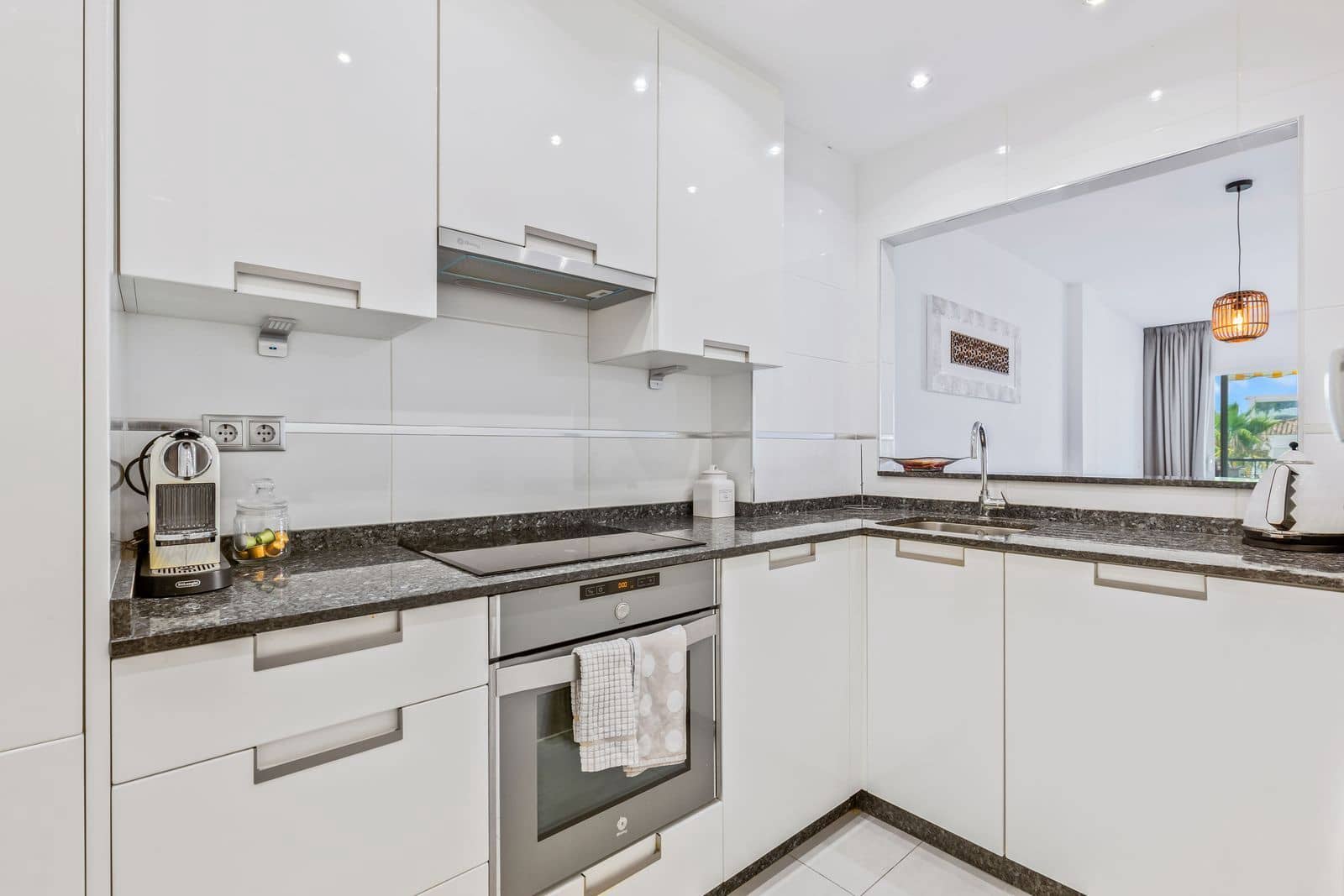 2 soverom Leilighet til salgs i Calahonda - € 369 000 (Ref: 9998309)