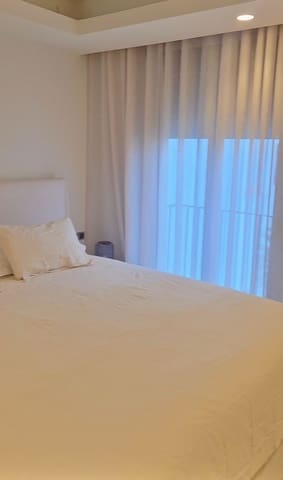 Apartamento de 3 habitaciones en Puerto Banus, Marbella en venta - 945.000 € (Ref: 9998312)