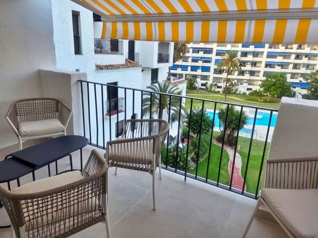 Apartamento de 3 habitaciones en Puerto Banus, Marbella en venta - 945.000 € (Ref: 9998312)