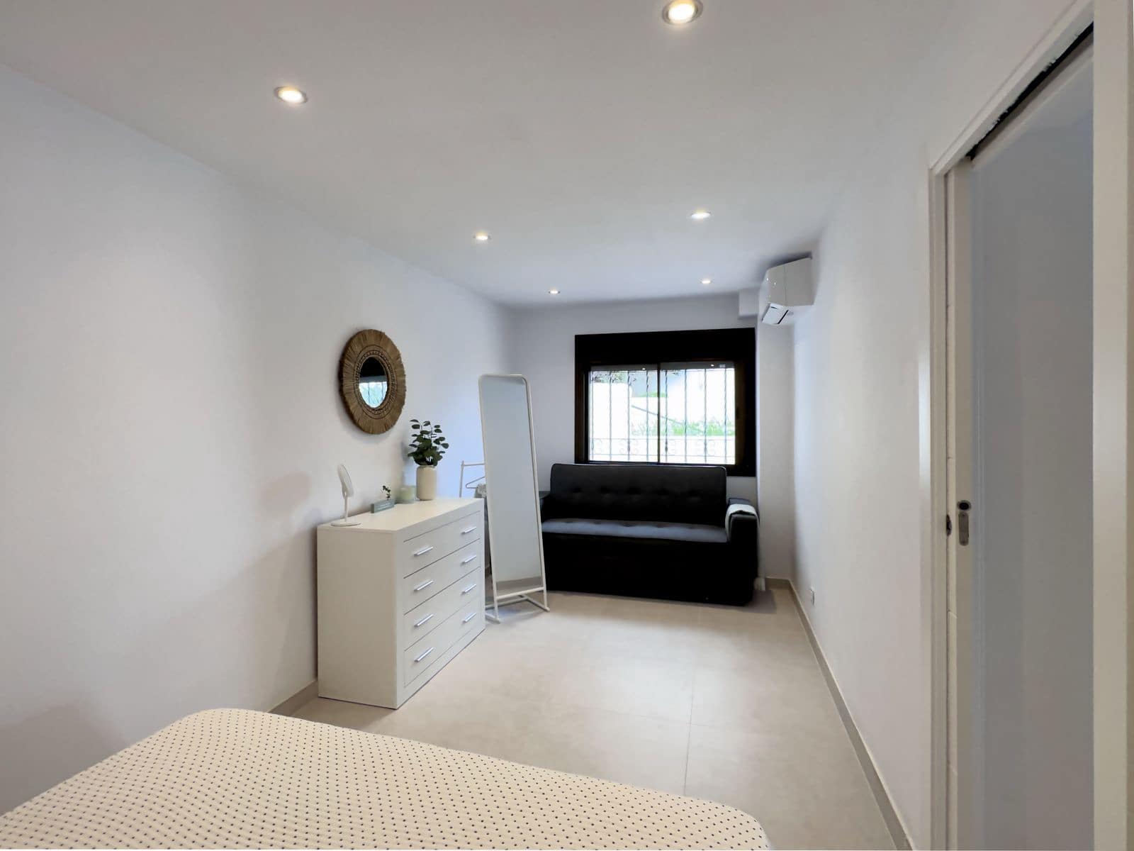 2 slaapkamer Appartement te koop in Riviera del Sol - € 395.000 (Ref: 9998314)
