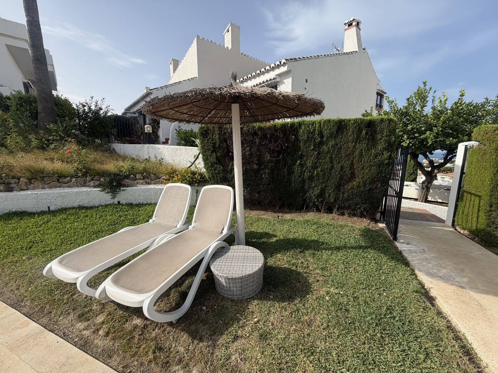 2 slaapkamer Appartement te koop in Riviera del Sol - € 395.000 (Ref: 9998314)