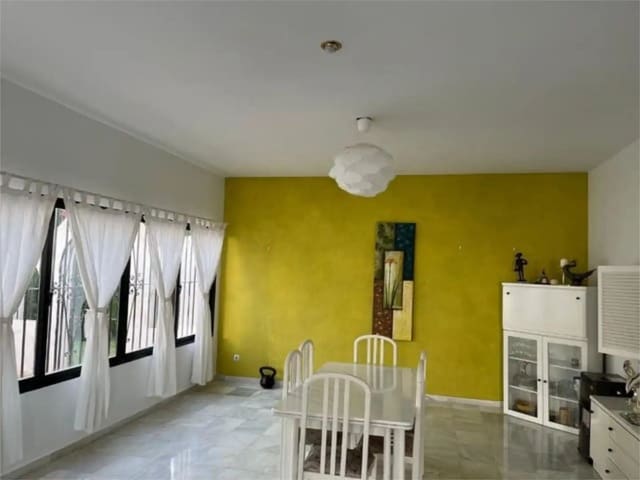 4 slaapkamer Villa te koop in Hacienda Las Chapas, Marbella - € 1.446.000 (Ref: 9998320)