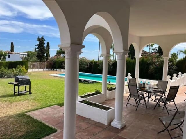 4 slaapkamer Villa te koop in Hacienda Las Chapas, Marbella - € 1.446.000 (Ref: 9998320)