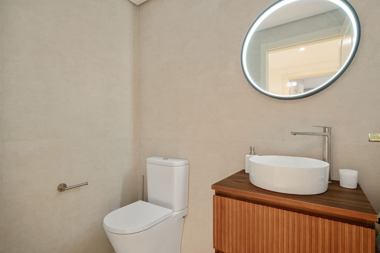 3 soveværelse Lejlighed til salg i Nueva Andalucia - € 685.000 (Ref: 9998321)