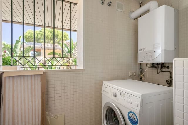 3 soveværelse Lejlighed til salg i Nueva Andalucia, Marbella - € 685.000 (Ref: 9998321)