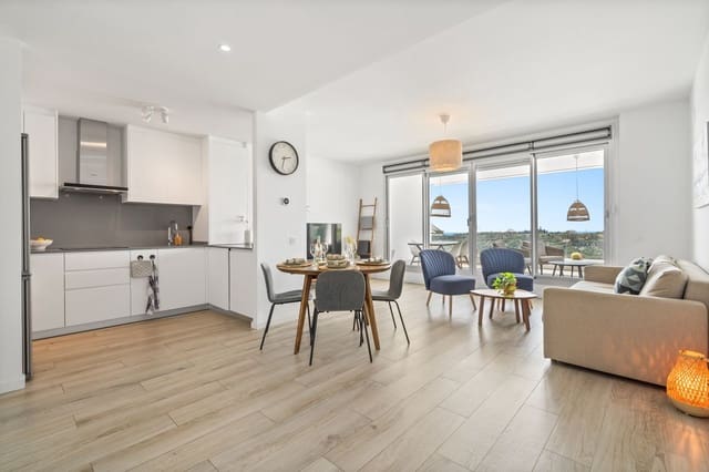 Apartamento de 2 habitaciones en Cancelada, Estepona en venta - 460.000 € (Ref: 9998322)