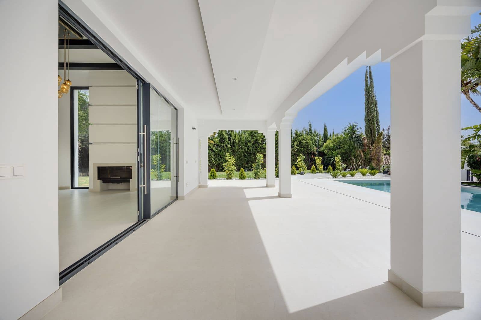 4 slaapkamer Villa te koop in Guadalmina - € 2.595.000 (Ref: 9998325)