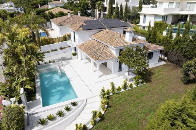 4 slaapkamer Villa te koop in Guadalmina Alta, Marbella - € 2.595.000 (Ref: 9998325)