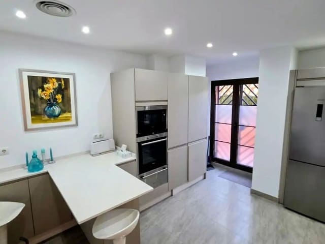 3 sovrum Lägenhet till salu i Atalaya-Isdabe, Estepona - 728 000 € (Ref: 9998327)