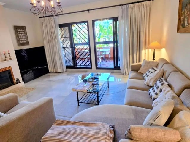 3 sovrum Lägenhet till salu i Atalaya-Isdabe, Estepona - 728 000 € (Ref: 9998327)