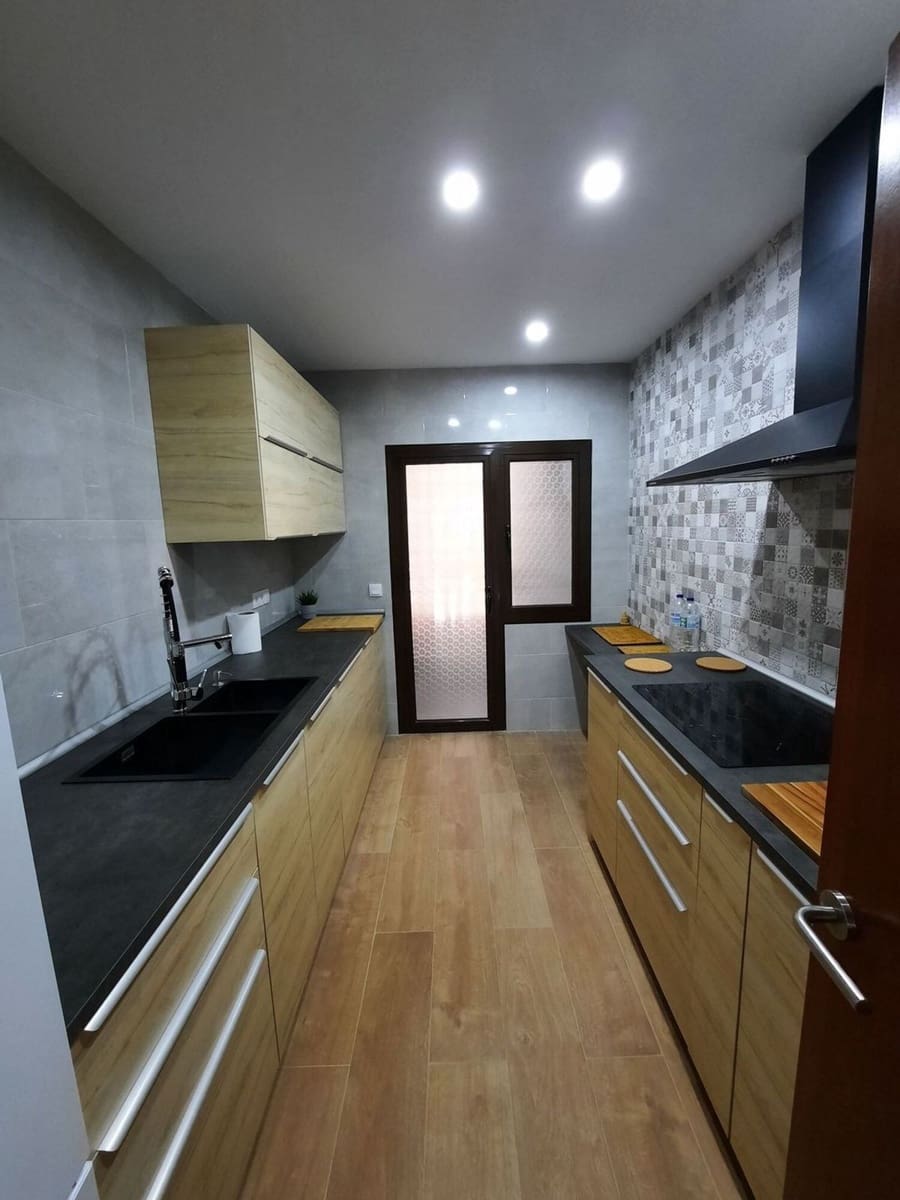 2 sypialnia Apartament na sprzedaż w Estepona - 520 000 € (Ref: 9998342)