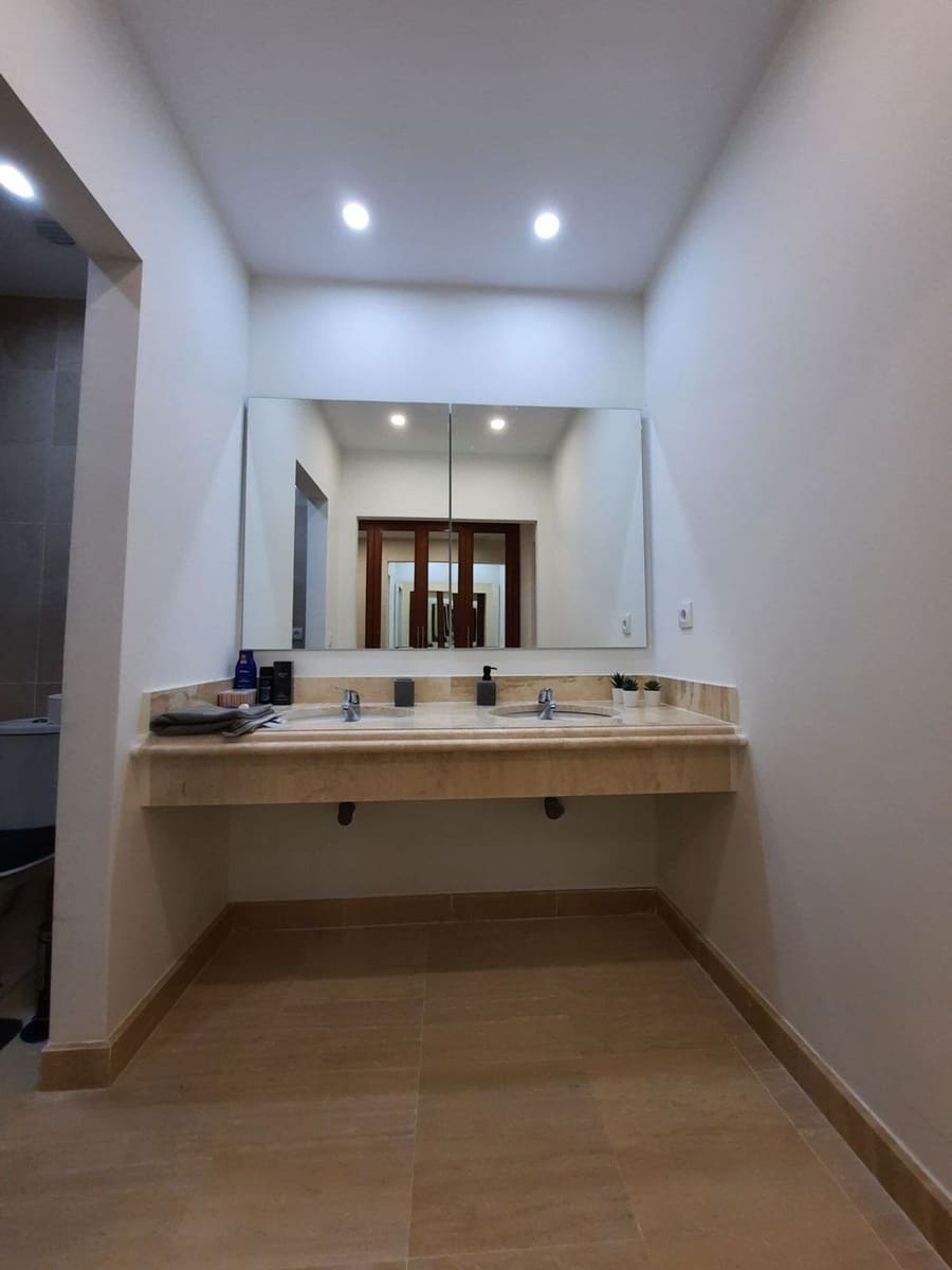 2 sypialnia Apartament na sprzedaż w Estepona - 520 000 € (Ref: 9998342)