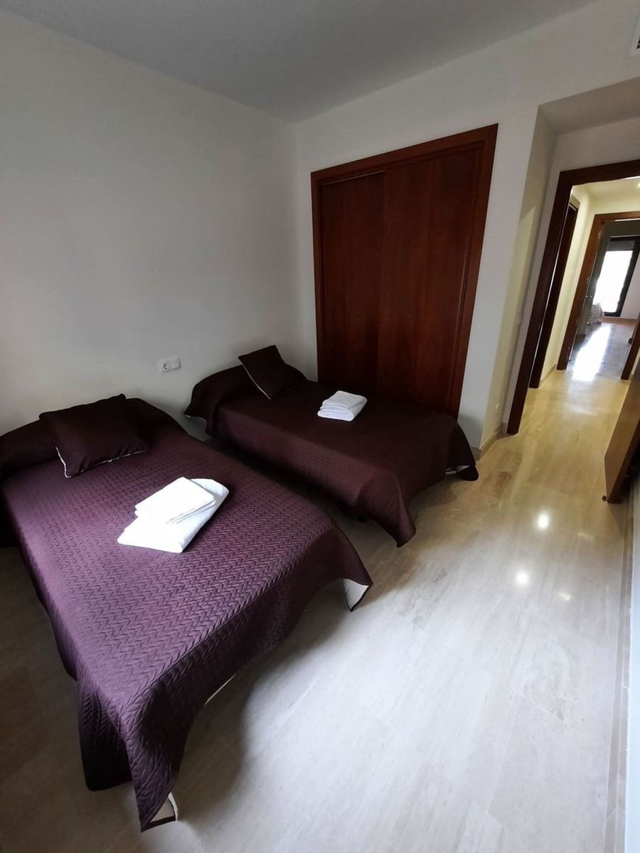 2 sypialnia Apartament na sprzedaż w Estepona - 520 000 € (Ref: 9998342)