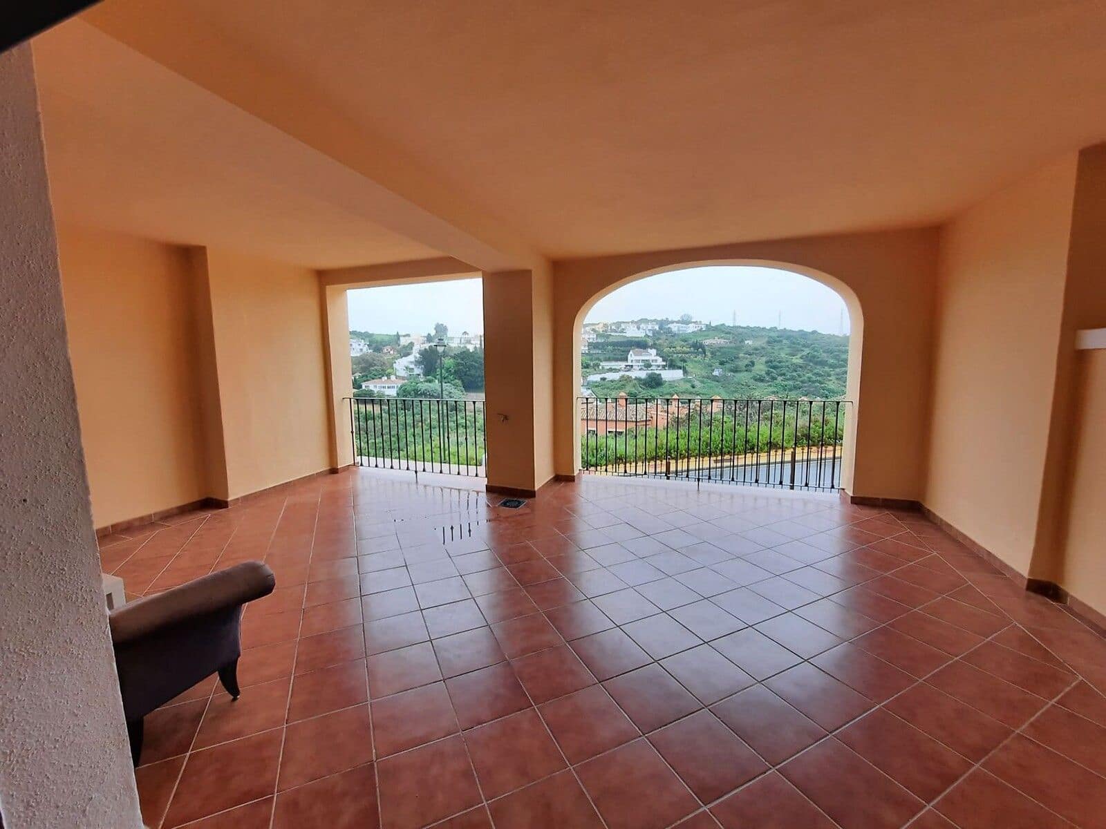 2 sypialnia Apartament na sprzedaż w Estepona - 520 000 € (Ref: 9998342)