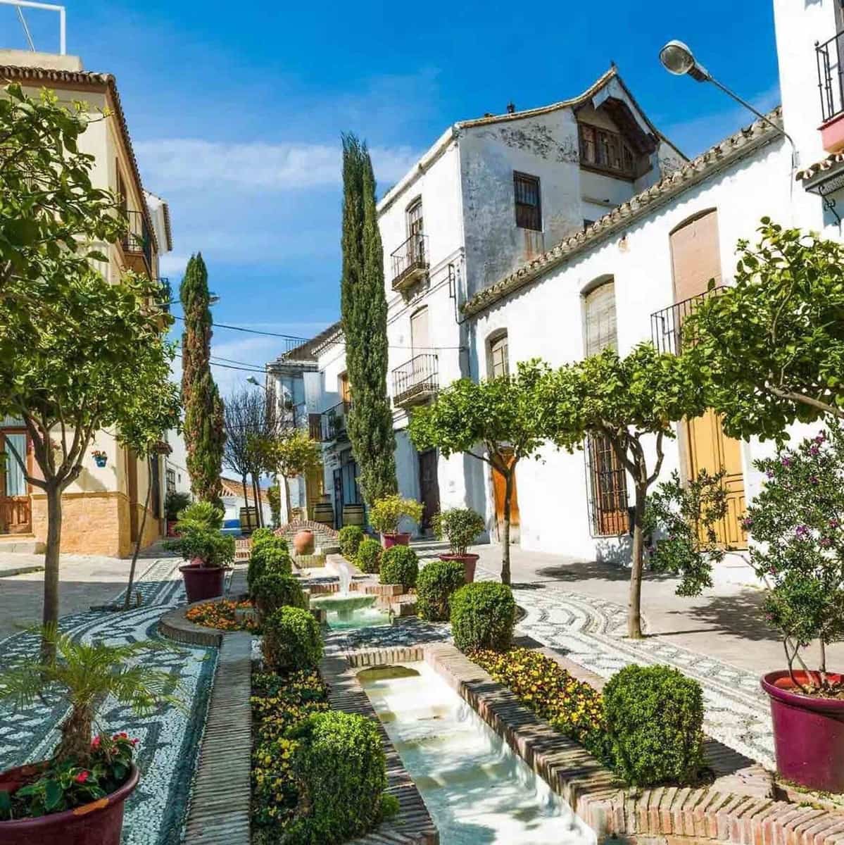 3 makuuhuone Paritalo myytävänä paikassa Estepona - 415 000 € (Ref: 9998344)