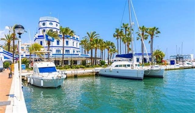 3 soveværelse Semi-Rækkehus til salg i Estepona - € 415.000 (Ref: 9998344)