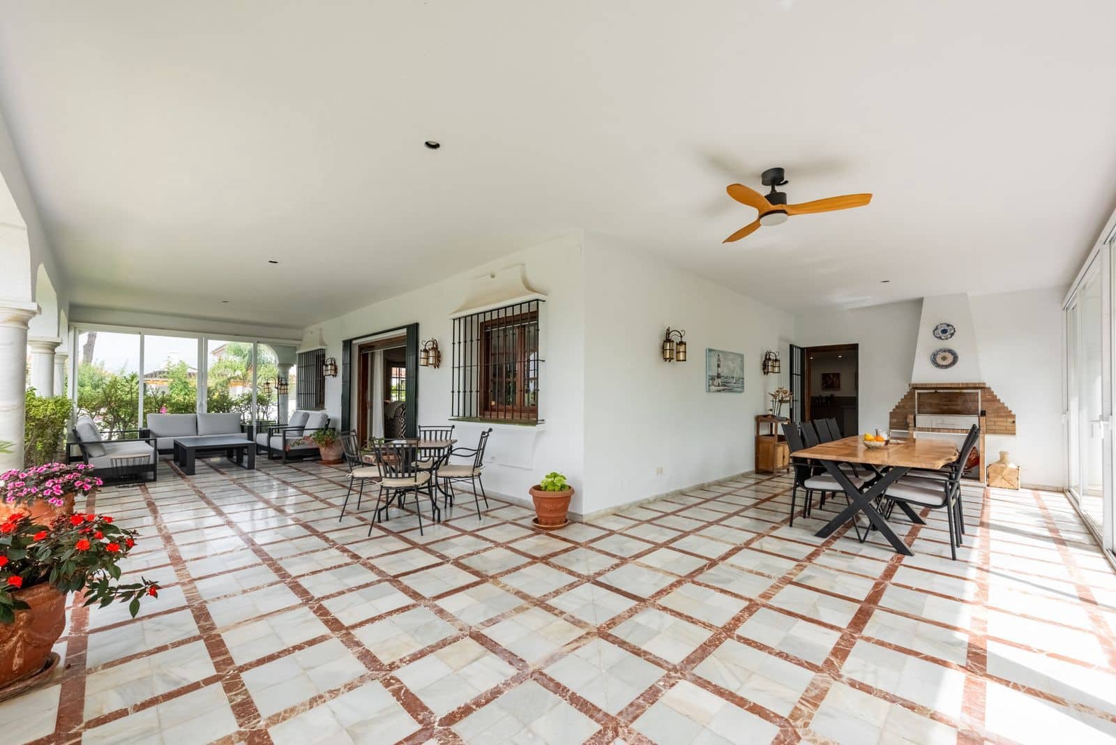 4 soveværelse Villa til salg i San Pedro de Alcantara - € 2.495.000 (Ref: 9998350)