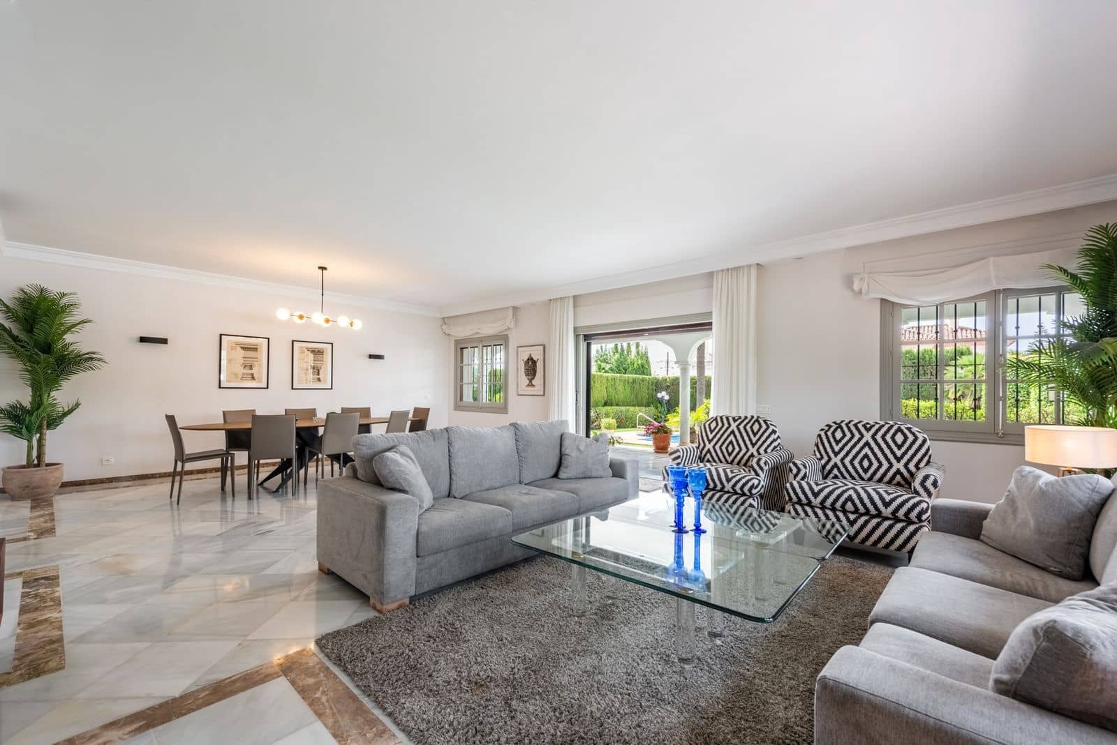 4 soveværelse Villa til salg i San Pedro de Alcantara - € 2.495.000 (Ref: 9998350)