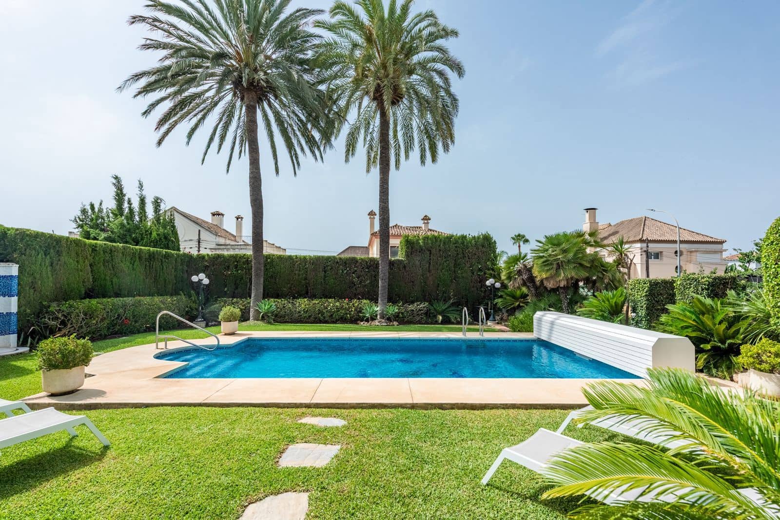4 soveværelse Villa til salg i San Pedro de Alcantara - € 2.495.000 (Ref: 9998350)