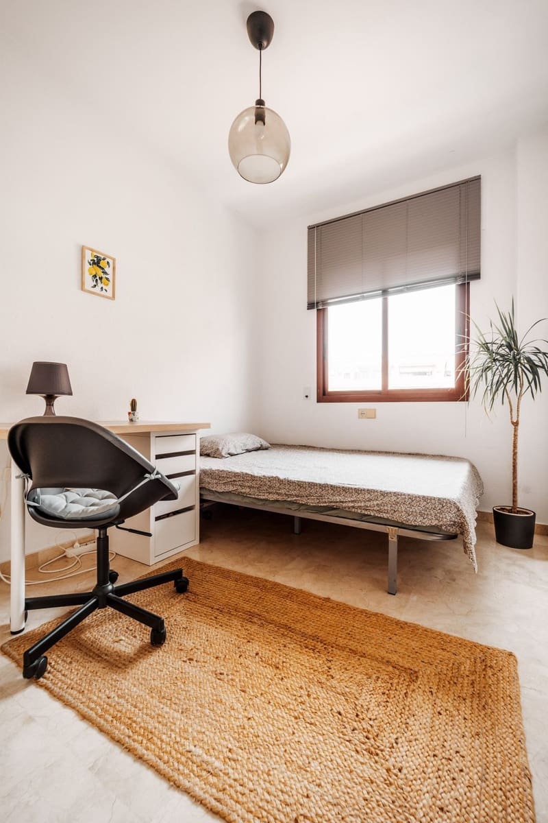 Apartamento de 3 habitaciones en Manilva en venta - 250.000 € (Ref: 9998352)