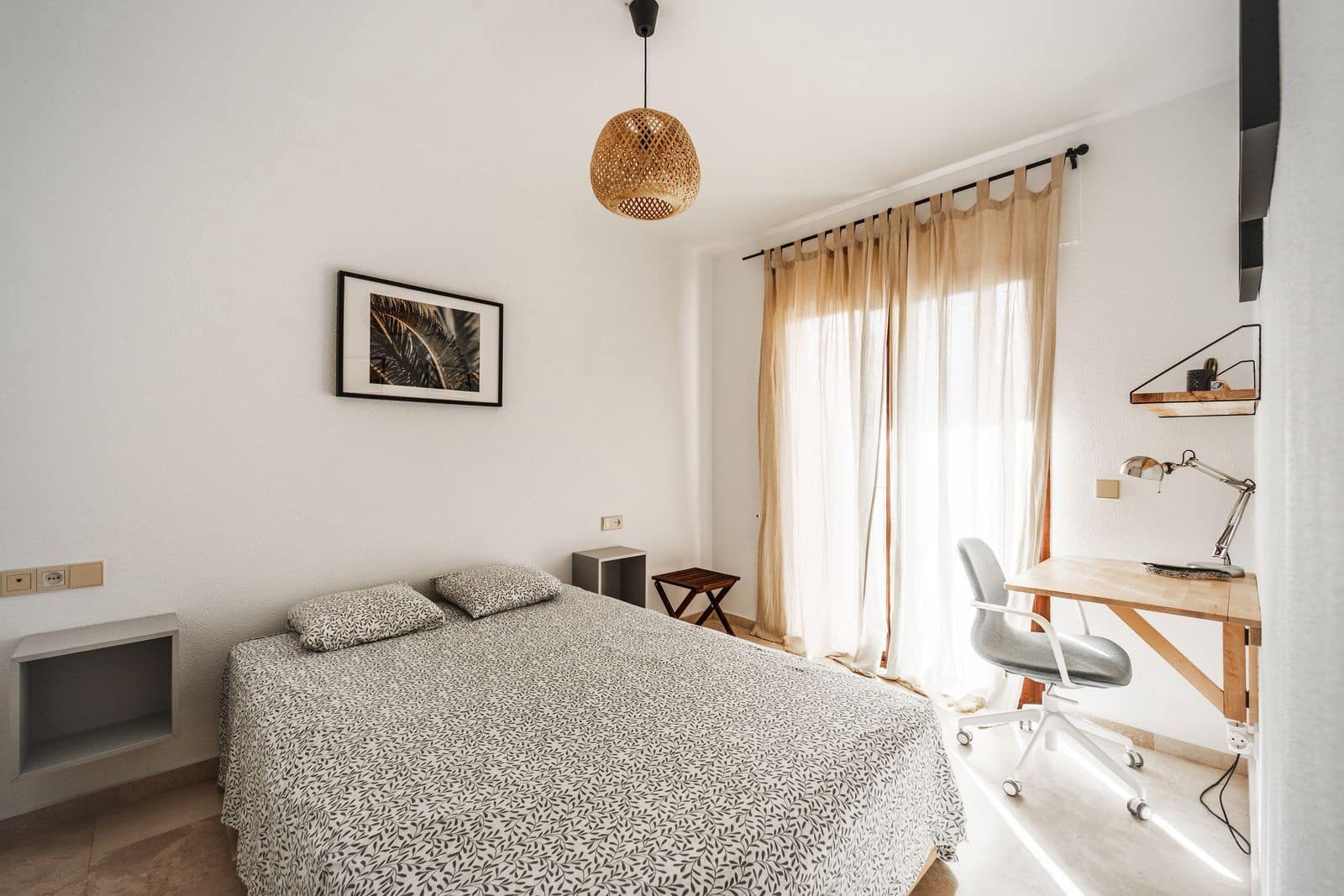 Apartamento de 3 habitaciones en Manilva en venta - 250.000 € (Ref: 9998352)